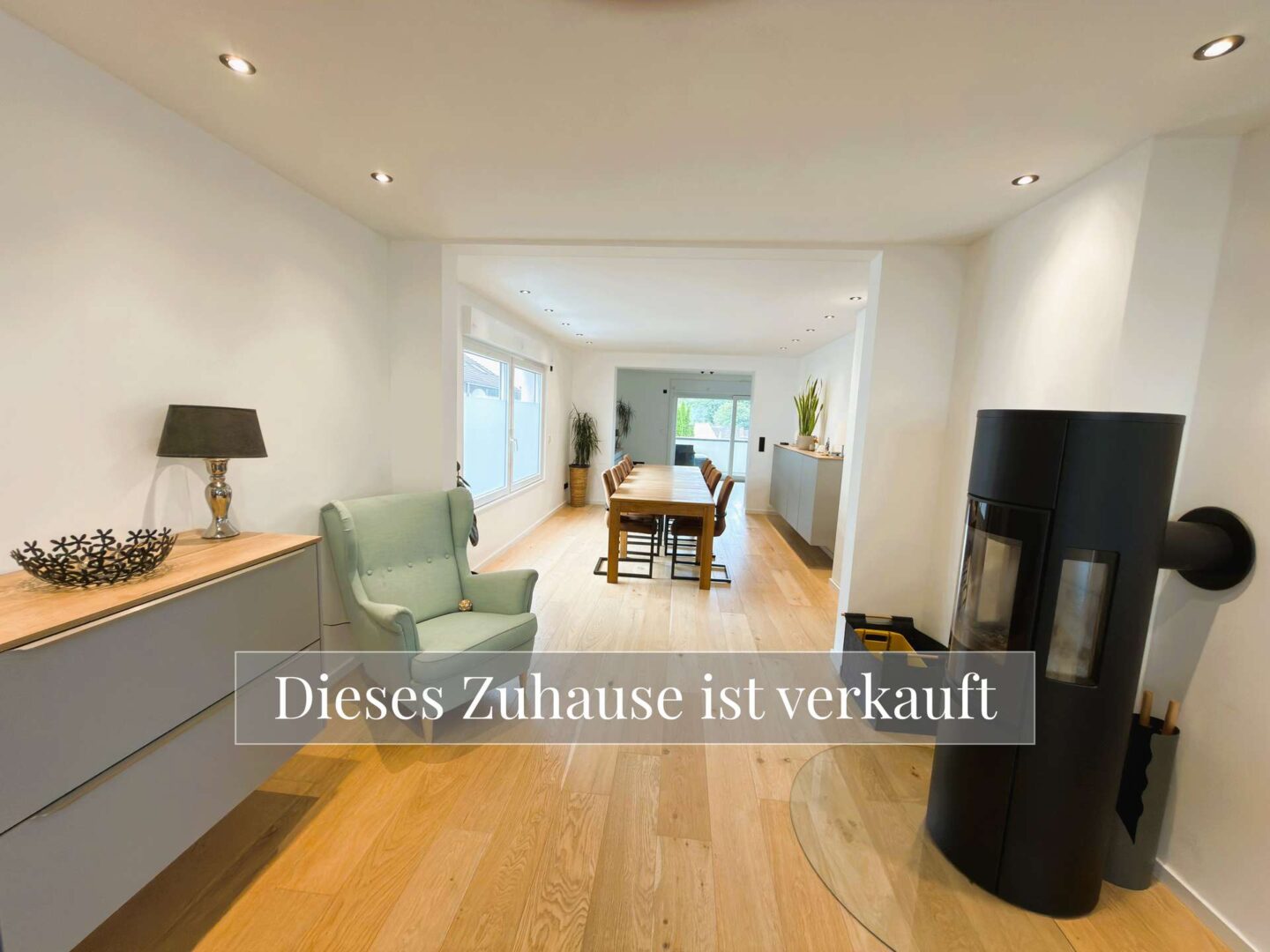 Esszimmer_Kamin_verkauft